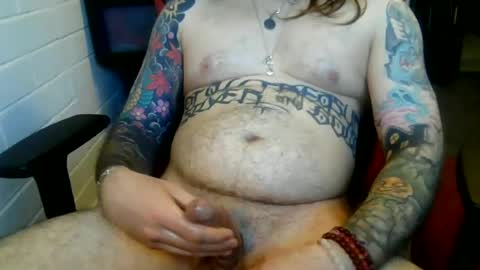 lucky_eh92 online show from June 19, 9:51 pm