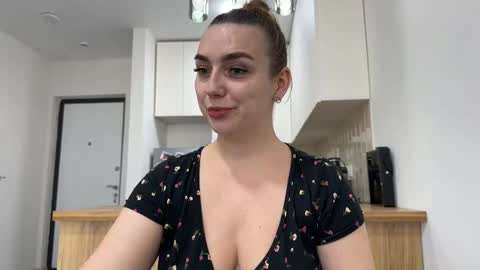 Snapshot of lucky_foryou_baby chatting on November 21, 12:15 pm lucky_foryou_baby online show from November 21, 12:15 pm