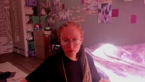 lucky_licky20 online show from June 23, 2:09 am