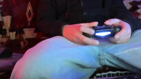 Snapshot of luckydrakex chatting on February 3, 6:07 pm Lucky online show from February 3, 6:07 pm