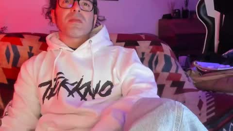 Snapshot of luckydrakex chatting on February 18, 9:42 pm Lucky online show from February 18, 9:42 pm