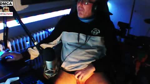 Snapshot of luckyfreak1 chatting on January 17, 3:12 am call me Stefan online show from January 17, 3:12 am