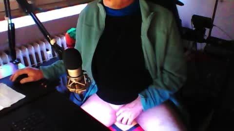 Snapshot of luckyfreak1 chatting on March 13, 12:56 pm call me Stefan online show from March 13, 12:56 pm