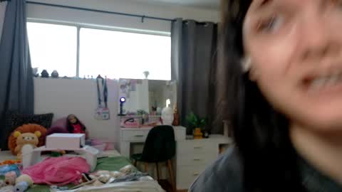 Jade online show from May 9, 12:05 am