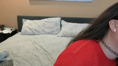 luckylee1992 online show from May 12, 4:09 am