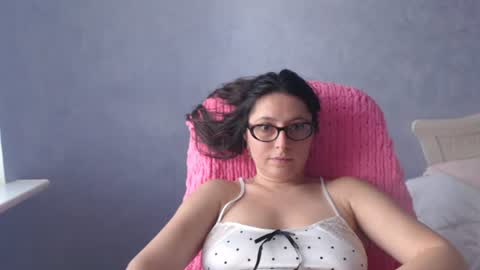 luckylinda23 online show from July 17, 11:28 am