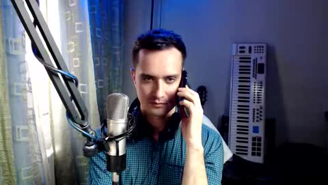 Snapshot of luckyman10000000 chatting on October 28, 11:14 am luckyman10000000 online show from October 28, 11:14 am