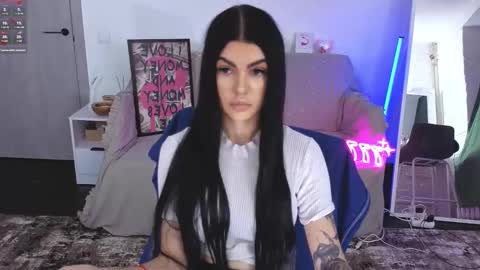 Monika online show from November 10, 2:27 pm