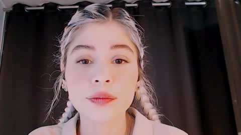 luckysapphire777 online show from September 21, 9:44 am