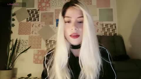 Snapshot of luckysapphire777 chatting on June 22, 1:41 pm luckysapphire777 online show from June 22, 1:41 pm