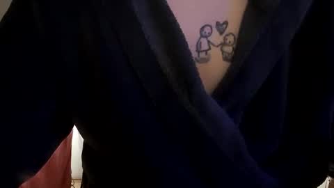 Snapshot of luckyshot91 chatting on February 25, 7:36 pm luckyshot91 online show from February 25, 7:36 pm