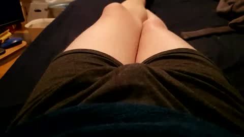 Snapshot of luckyshot91 chatting on March 6, 1:48 am luckyshot91 online show from March 6, 1:48 am