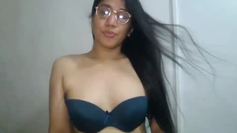 Snapshot of luckyts_cumx chatting on May 20, 12:11 pm luckyts_cumx online show from May 20, 12:11 pm