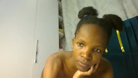 brielle online show from December 22, 7:00 pm