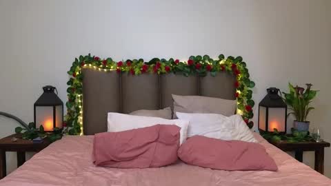 Lucy online show from November 10, 9:14 pm