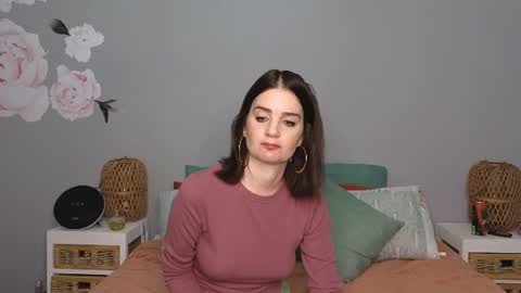 Snapshot of lucy1990xxx chatting on June 14, 8:55 pm Lucy online show from June 14, 8:55 pm