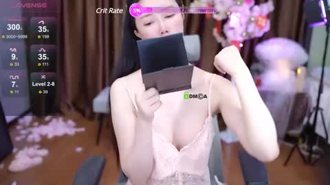 Lucy online show from February 14, 1:45 am