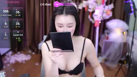 Lucy online show from February 21, 2:17 am