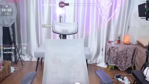 Lucy online show from March 14, 5:46 am