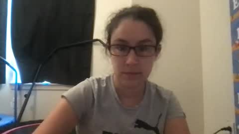 Snapshot of lucy_allison chatting on May 25, 9:54 pm Lucy online show from May 25, 9:54 pm
