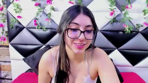 lucy_anal_ online show from December 2, 10:05 pm