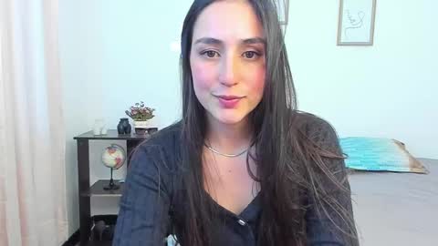 Snapshot of lucy_be chatting on September 9, 10:53 pm Lucia online show from September 9, 10:53 pm