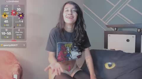 Lucy Herrera online show from September 17, 1:40 am