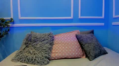 Snapshot of lucy_canel chatting on September 29, 11:37 am lucy_canel online show from September 29, 11:37 am