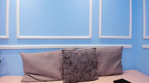 Snapshot of lucy_canel chatting on November 3, 3:13 pm lucy_canel online show from November 3, 3:13 pm