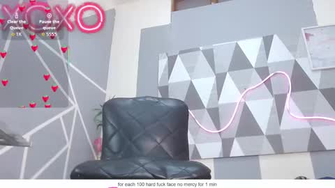 Snapshot of lucy_dirty28 chatting on September 17, 8:32 pm lucy_dirty28 online show from September 17, 8:32 pm