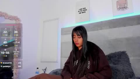 Lucy online show from November 27, 1:13 pm