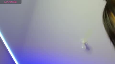 lucyfer online show from February 11, 8:20 pm