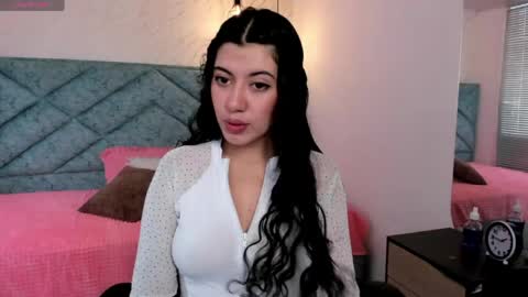Lucy Greys online show from April 29, 1:15 pm