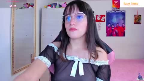 Snapshot of lucy_hess_ chatting on June 26, 4:55 pm Lucy online show from June 26, 4:55 pm