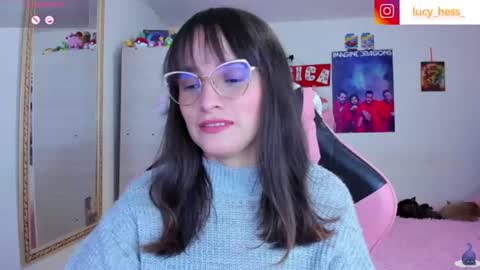 Snapshot of lucy_hess_ chatting on July 22, 9:28 pm Lucy online show from July 22, 9:28 pm