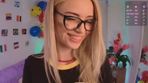 lucy online show from July 4, 1:01 am