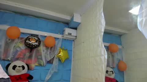 Snapshot of lucy_unlimited chatting on November 1, 2:46 am Lucy unlimit come back here online show from November 1, 2:46 am