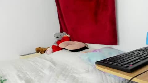 lucyblood online show from April 23, 4:03 am