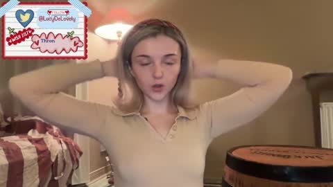 Snapshot of lucydelovely chatting on June 6, 10:47 pm Lucy online show from June 6, 10:47 pm