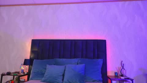 LucyDeLuca online show from May 3, 6:41 am
