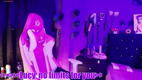 Lucy online show from January 10, 1:07 am