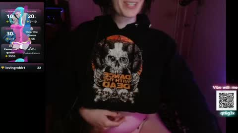 Snapshot of lucylascivious chatting on May 7, 2:50 am lucylascivious online show from May 7, 2:50 am