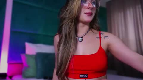 Lucy Lexton online show from July 1, 4:58 am