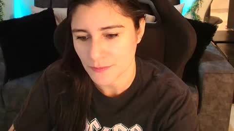 LUCY online show from May 30, 2:58 pm
