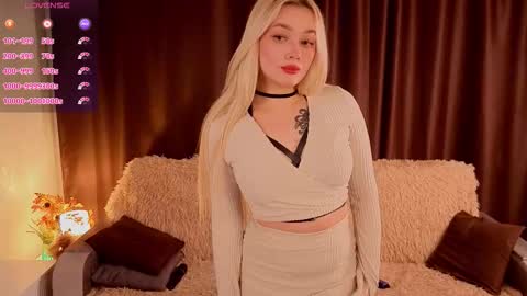 Lucy online show from March 15, 4:24 pm