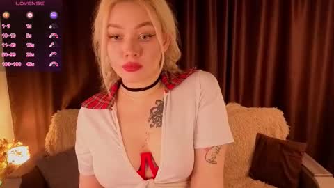 Lucy online show from March 18, 5:16 pm