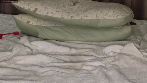 Love kinky Go here  online show from December 7, 12:56 pm