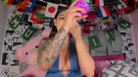 Snapshot of lucyrosse_ chatting on June 28, 11:16 am Lucy online show from June 28, 11:16 am