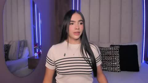 Lucy online show from February 23, 9:45 pm