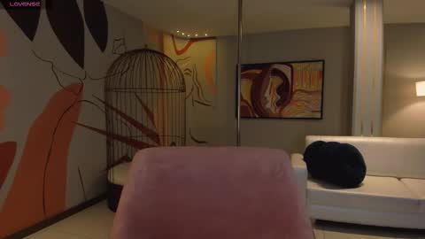 Lucy online show from November 3, 7:26 pm